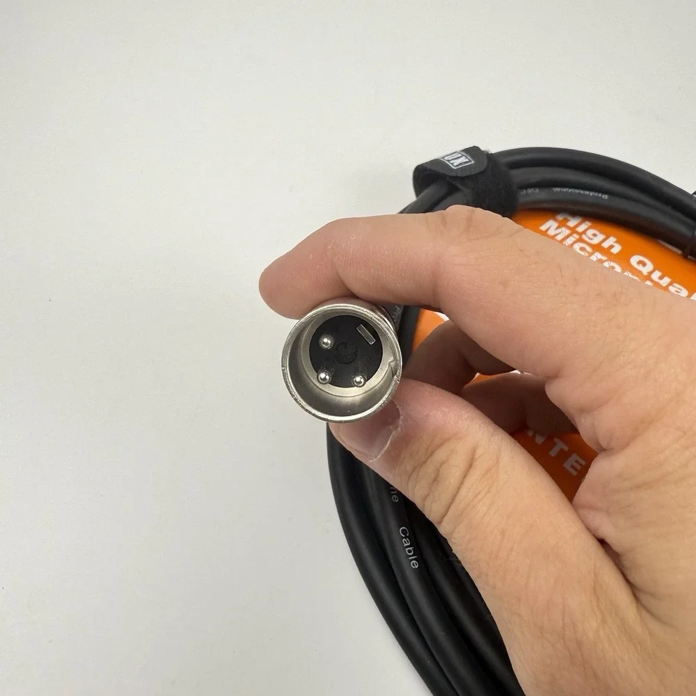 Gearlux 10-Foot XLR Microphone Cable, Fully Balanced, Male to Female, Black